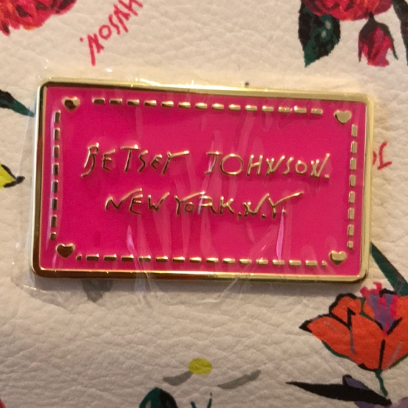 XL Wristlet - Picture 5 of 6